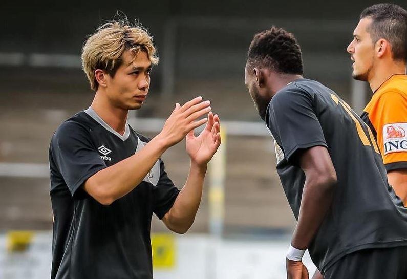 Cong Phuong duoc khen la diem sang trong tran thua 0-6 cua STVV hinh anh