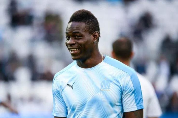 Balotelli sang Brazil ảnh 1 Balotelli sang Brazil anh 1