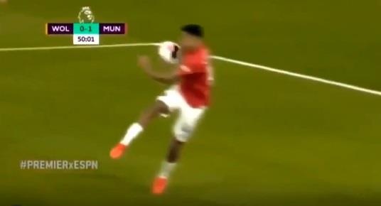 Lingard sút trúng mặt ảnh 1 Lingard sut trung mat anh 1
