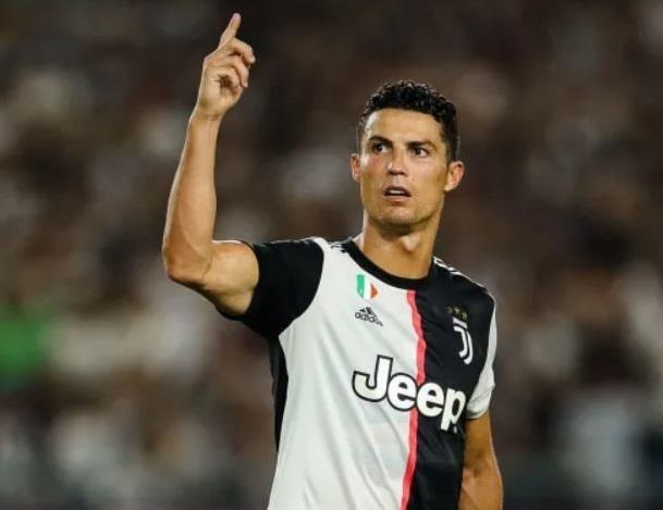 Ronaldo Messi anh 20