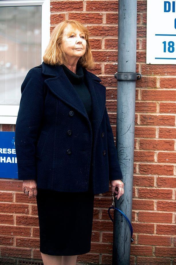 Chu tich cong tay ngoai SVD anh 1