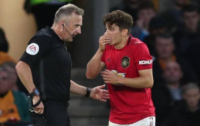 Daniel James ăn vạ ảnh 1 Daniel James an va anh 1