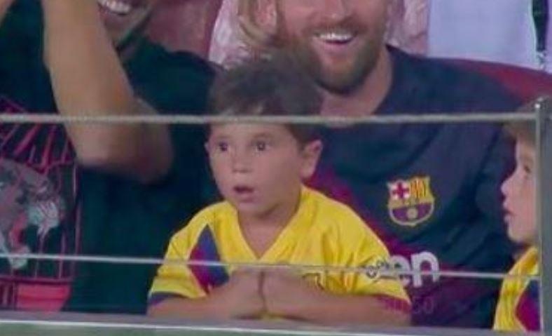 Messi ngo ngang vi con trai co vu Real Betis hinh anh