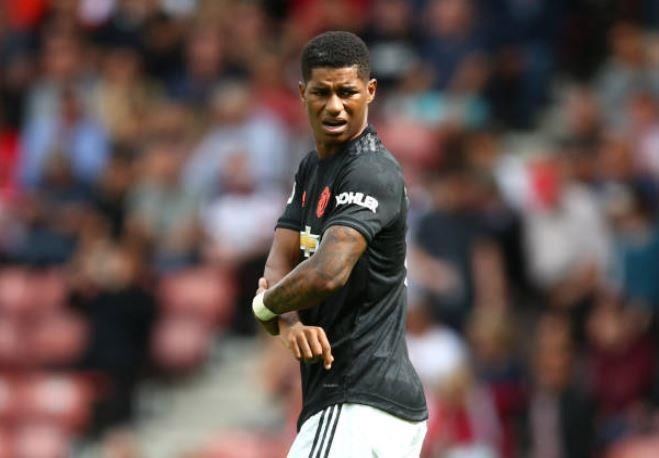 Lindelof lai mac loi, MU chia diem voi Southampton hinh anh