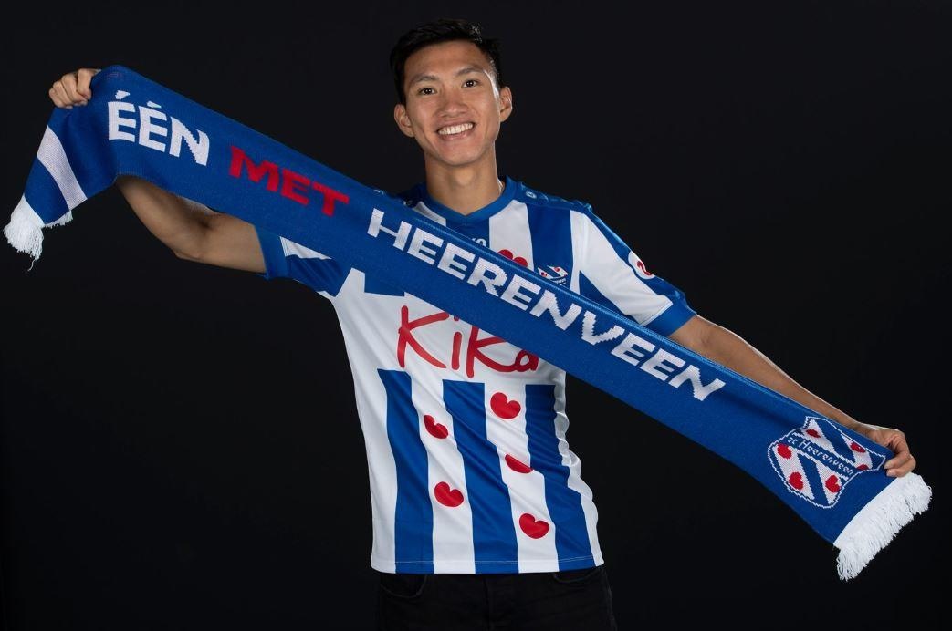 Heerenveen danh dac quyen cho Van Hau tren mang xa hoi hinh anh