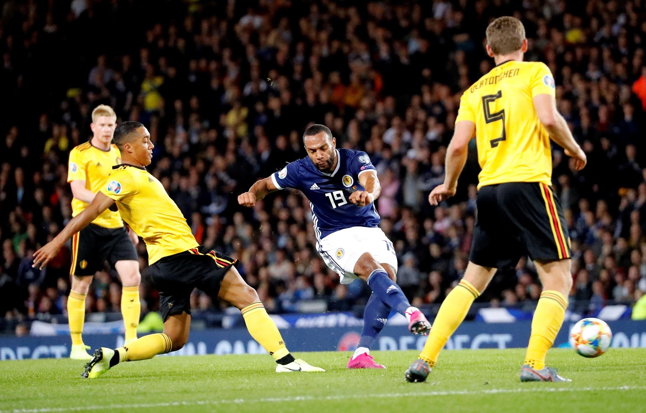 De Bruyne lap hat-trick kien tao anh 1