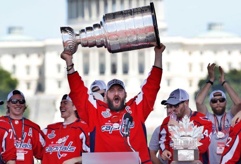 CLB Nga thuong sung cho cau thu choi hay nhat tran hinh anh