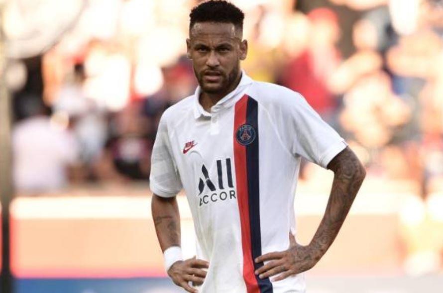 Neymar bi nhuc ma trong ngay giai cuu PSG hinh anh