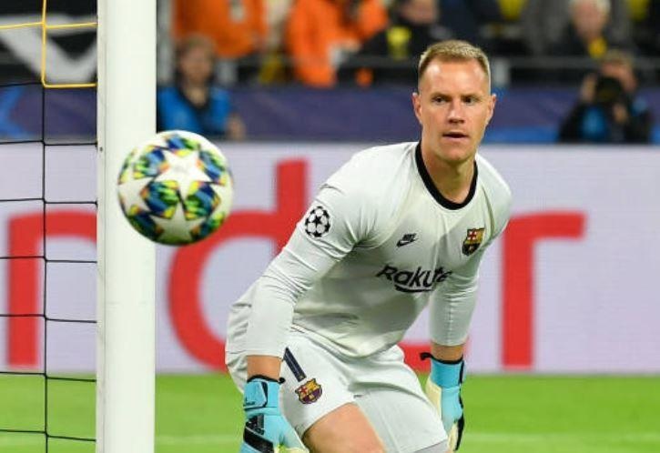 Barca thoat thua nho pha can pha pham luat cua Stegen hinh anh