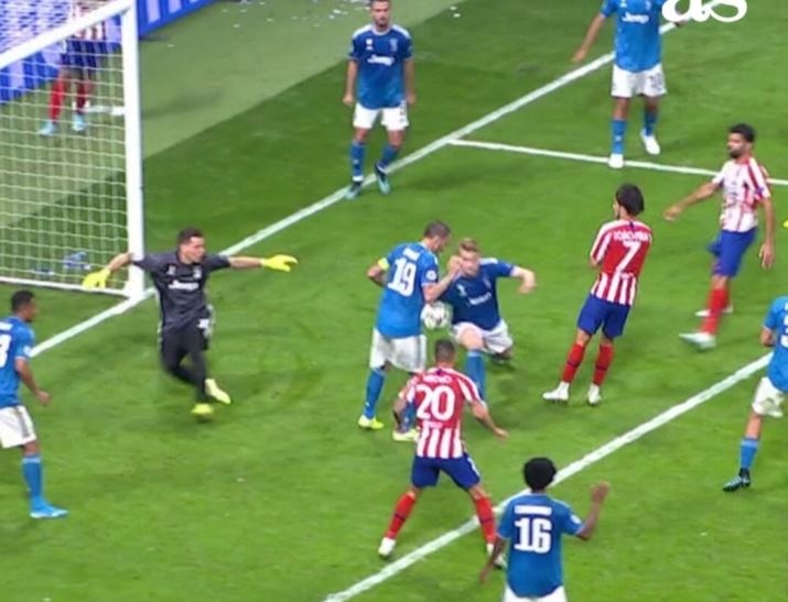 Juventus thoat phat den anh 1