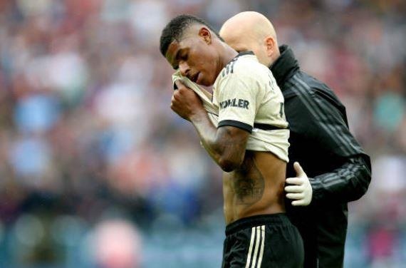 MU thua bac nhuoc tren san West Ham hinh anh