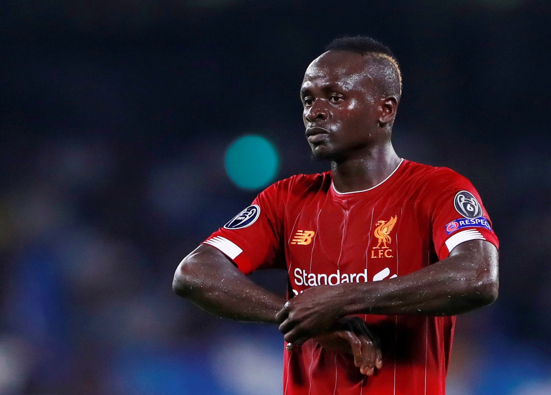 doi hinh manh ngang ngua FIFPro World XI anh 9