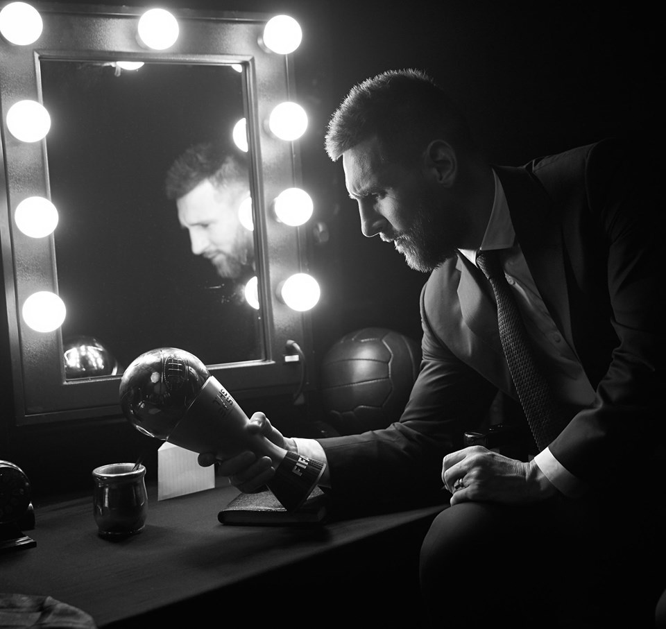 Messi bi to chanh anh 1