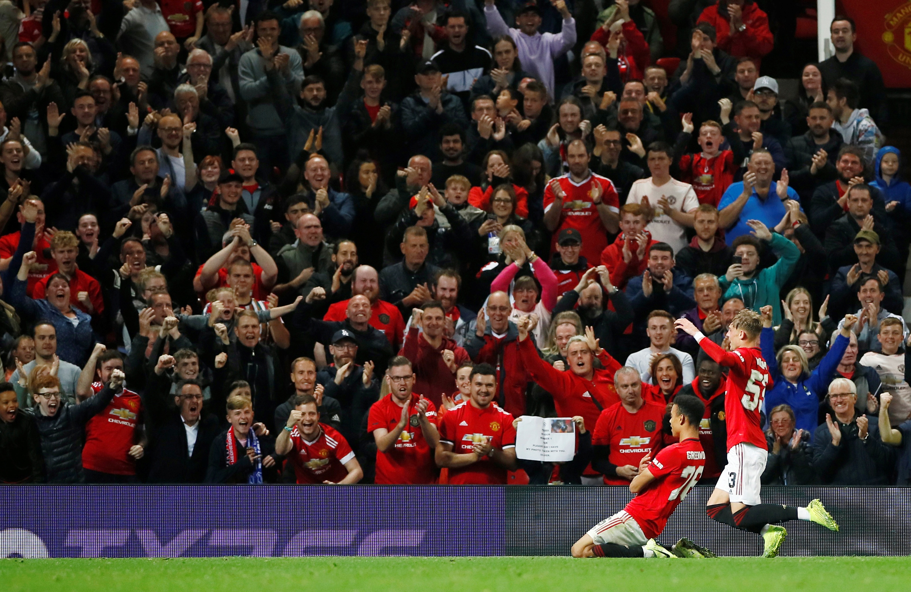 MU Chelsea League Cup anh 8