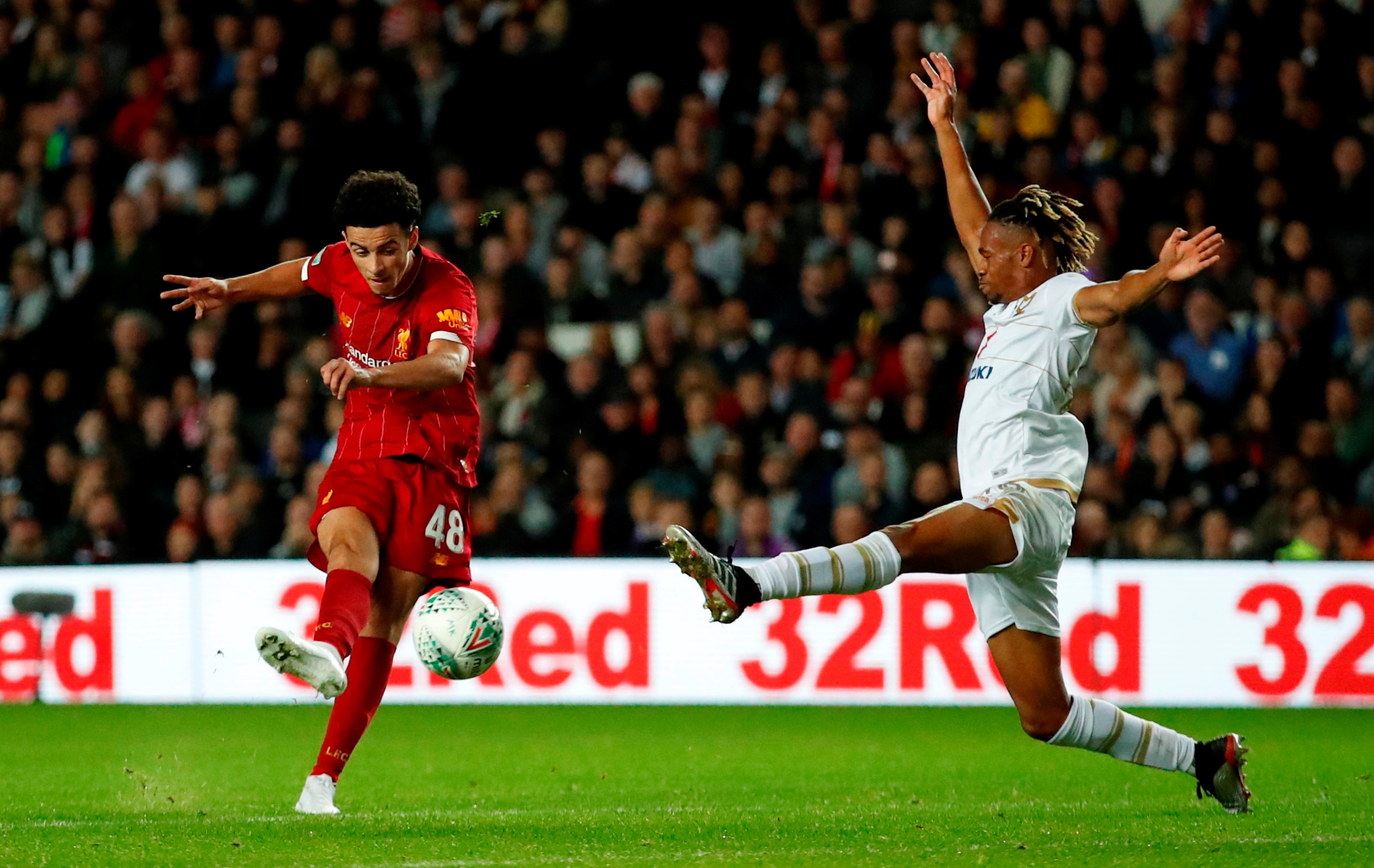 Liverpool gap Arsenal o League Cup anh 5