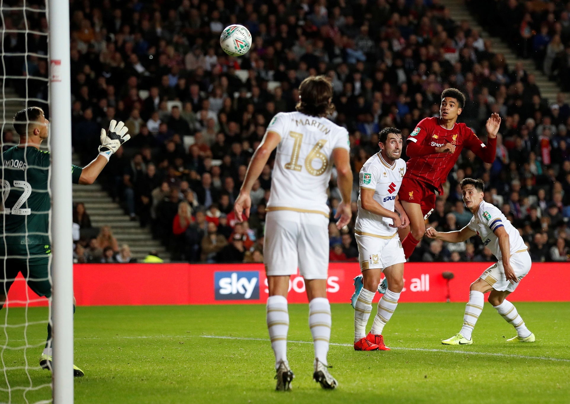 Liverpool gap Arsenal o League Cup anh 7