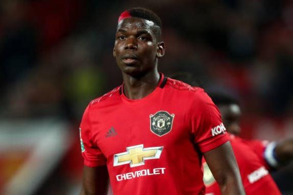 Pogba khong deo bang doi truong MU trong ngay tai xuat hinh anh