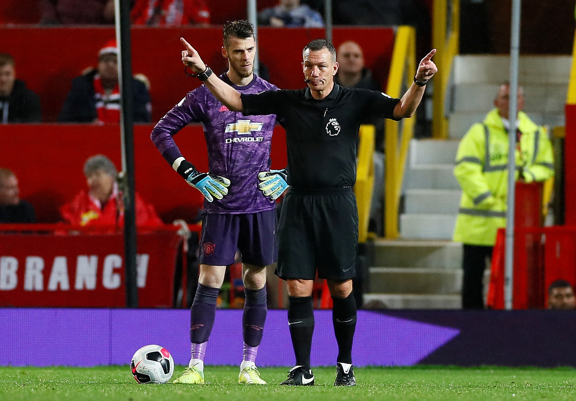 Man Utd gap Arsenal anh 7