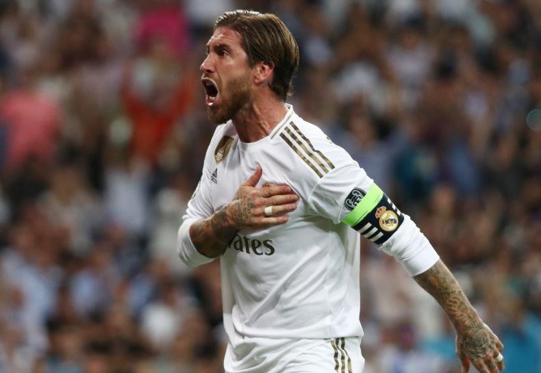 Real cam hoa doi bong Bi 2-2 tren san nha hinh anh