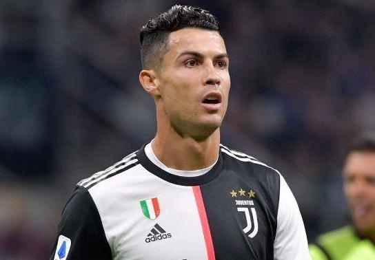 Ronaldo khong gap may trong ngay Juventus thang Inter 2-1 hinh anh
