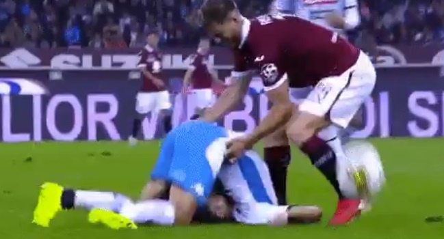 Sao Serie A tiep dat bang co sau pha khong chien loi hinh anh