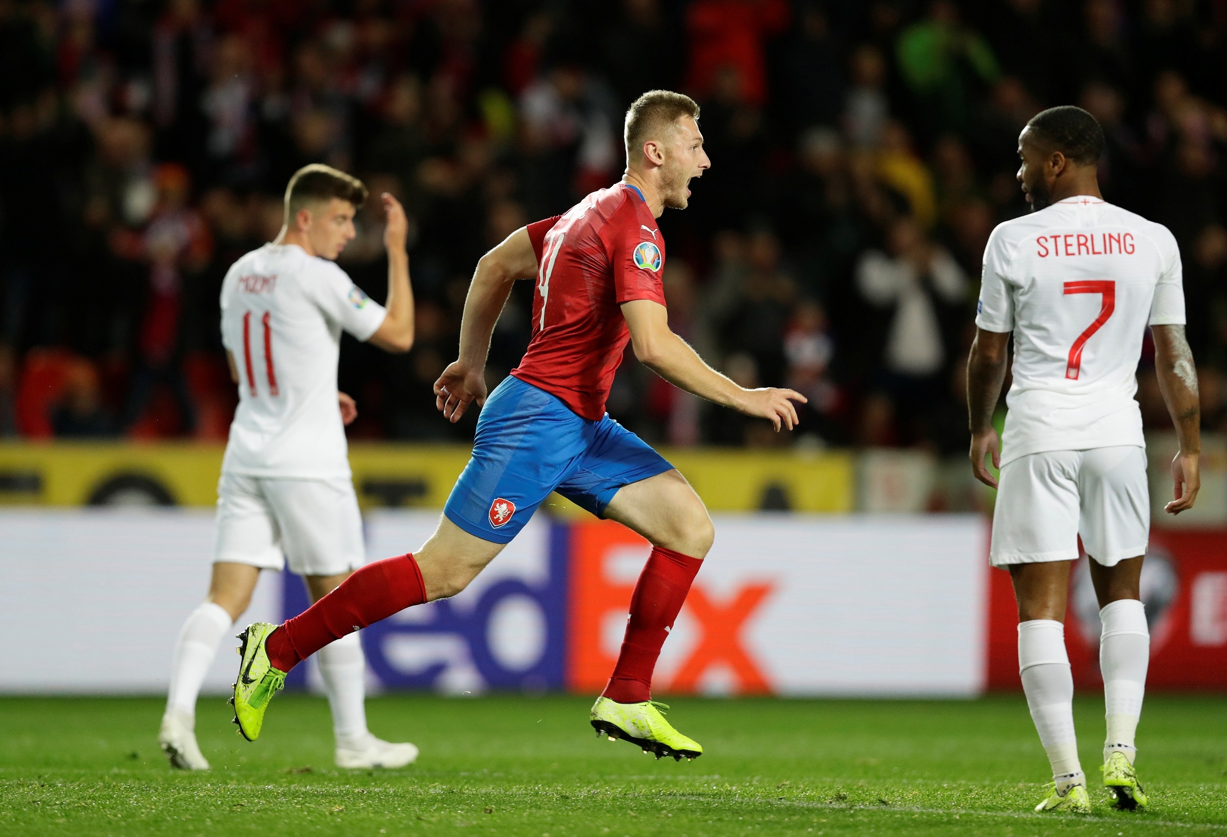 Tuyen Anh thua CH Czech anh 4