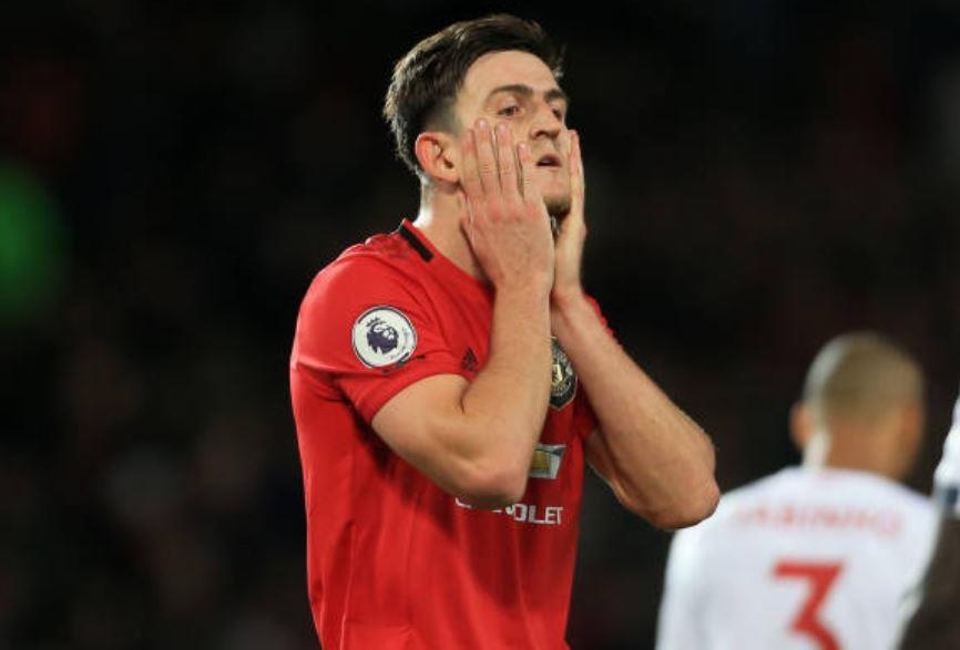 Maguire dang tri trong lan dau mang bang doi truong MU hinh anh