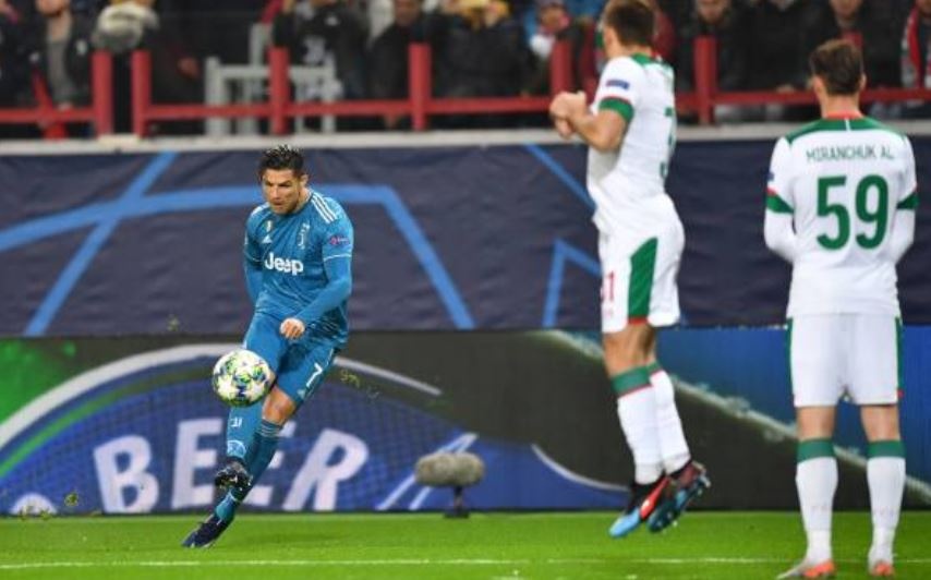 Ronaldo bi cuop ban thang anh 1