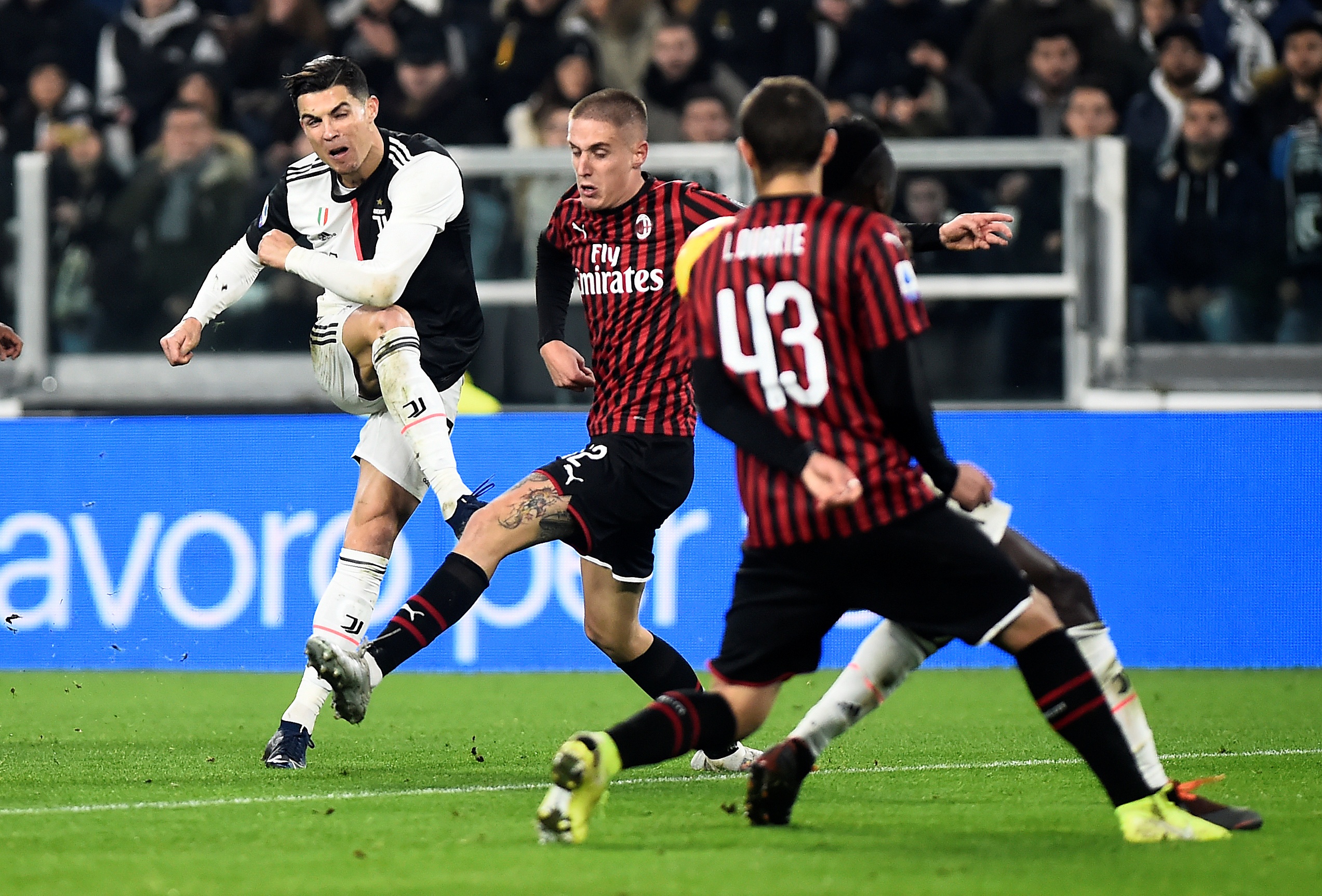 Ronaldo bi thay som anh 5