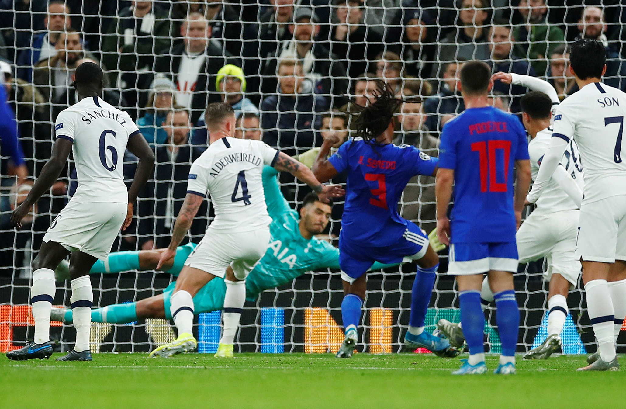 Tottenham dau Olympiacos anh 4