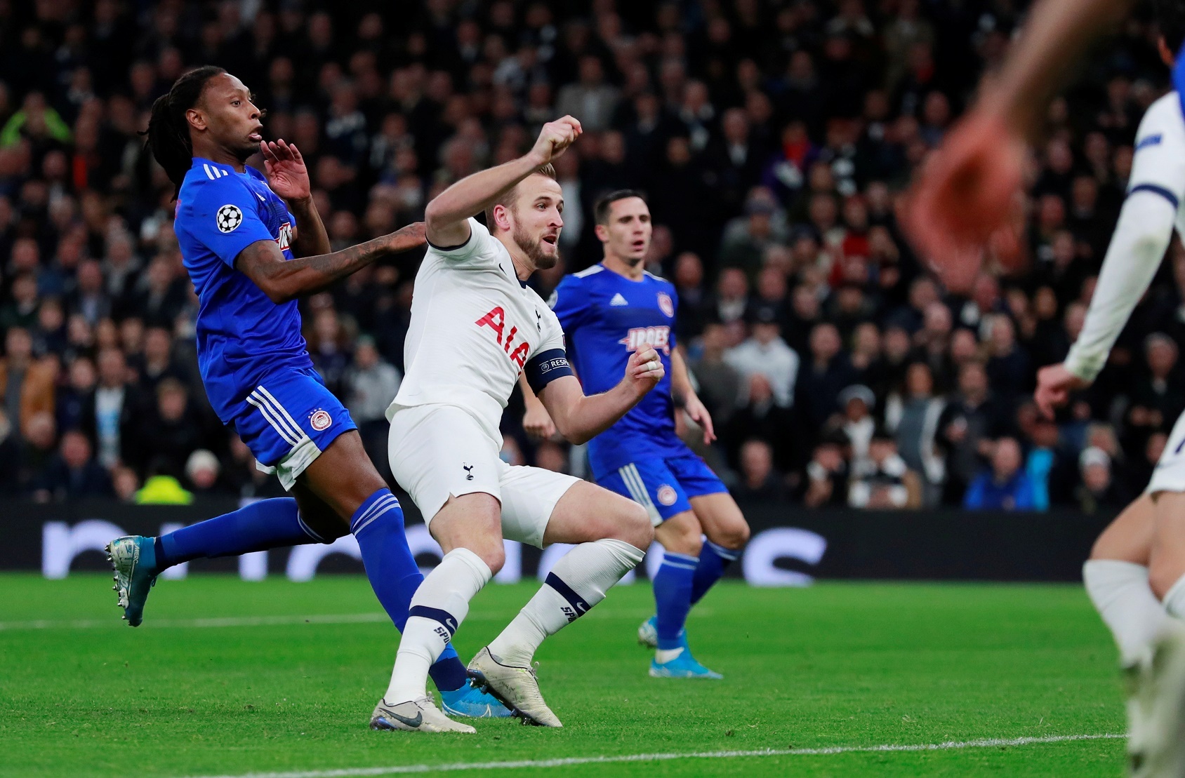 Tottenham dau Olympiacos anh 8