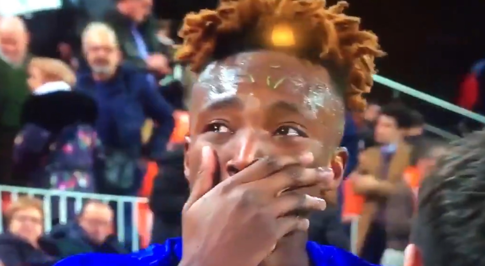 Abraham chan thuong anh 1