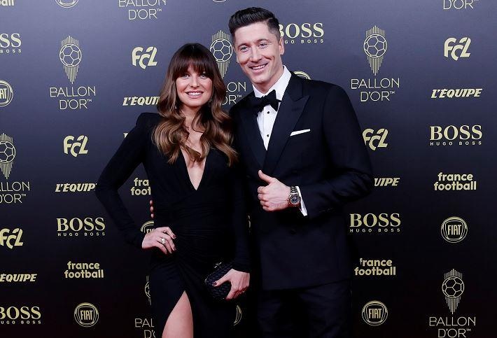 Dan khach VIP chung kien Messi lap ky luc gianh Qua bong Vang hinh anh