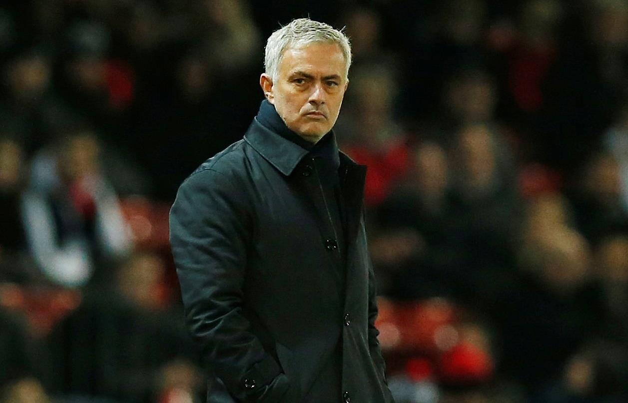 Mourinho noi gi ve that bai truoc Man Utd hinh anh