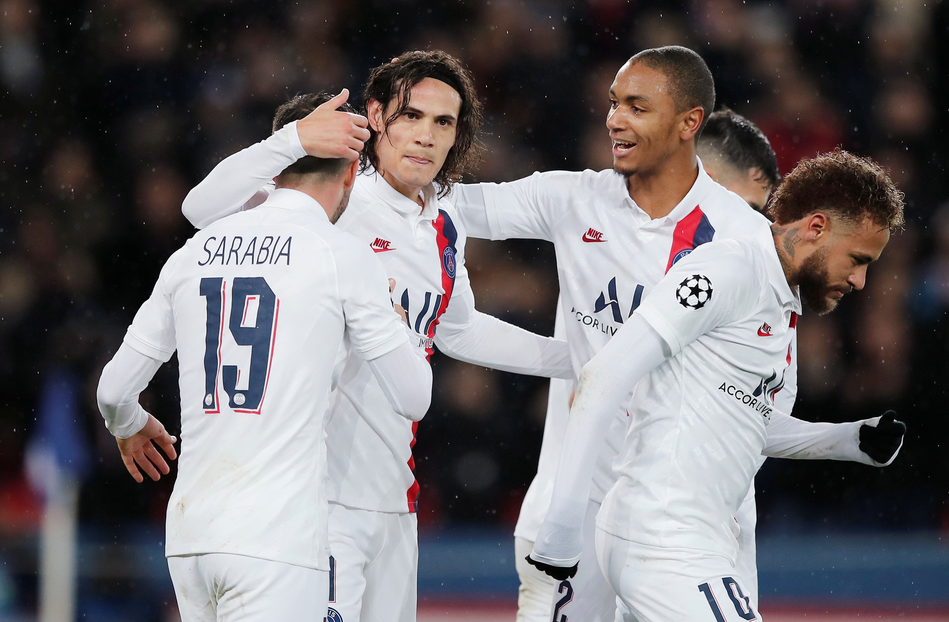 16 doi vao vong loai truc tiep cup C1 anh 1