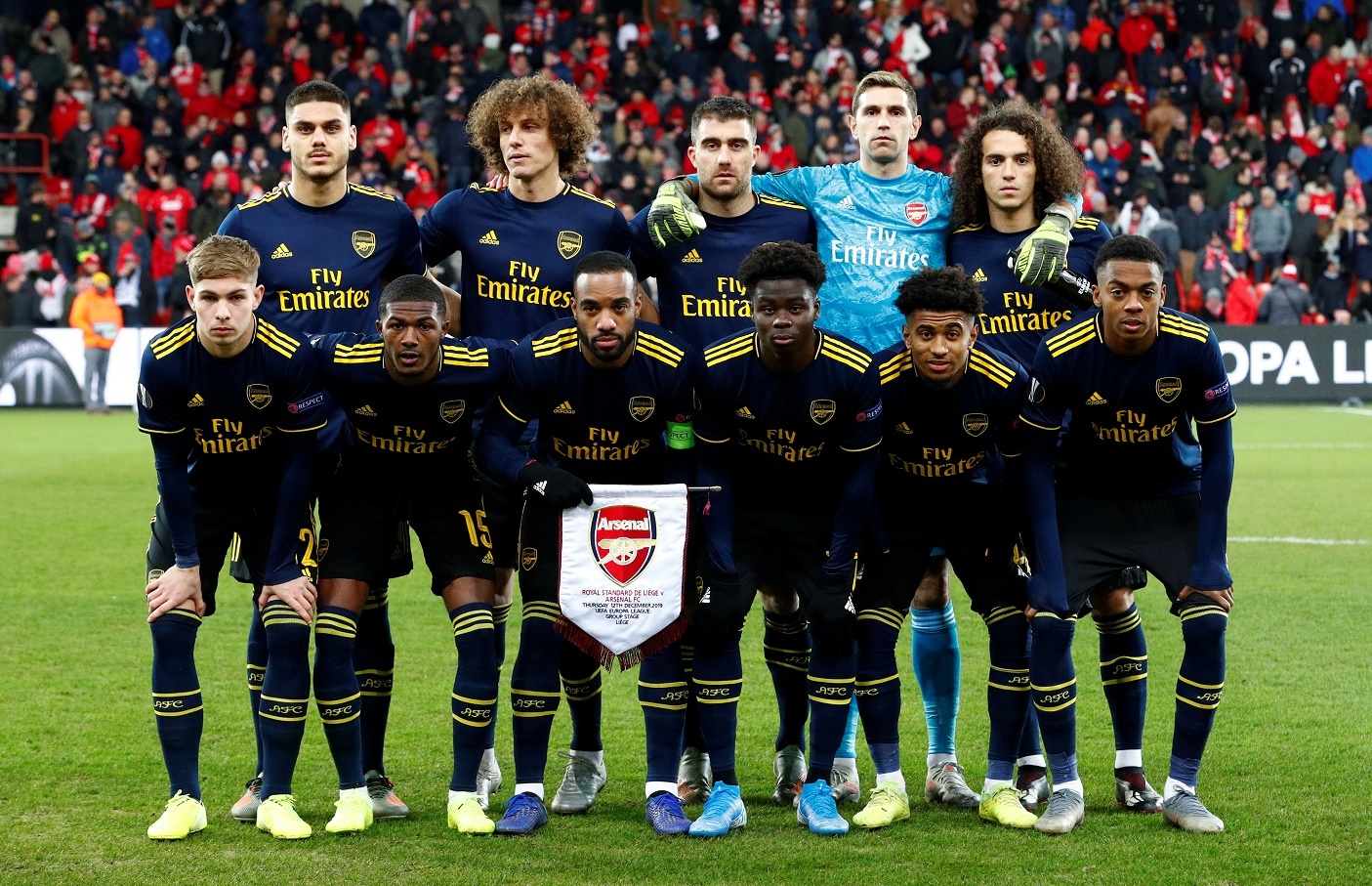 Arsenal qua vong bang Europa League anh 1