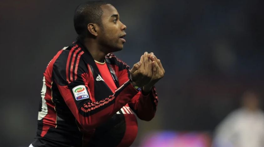 doi hinh Milan vo dich Serie A 2011 anh 11