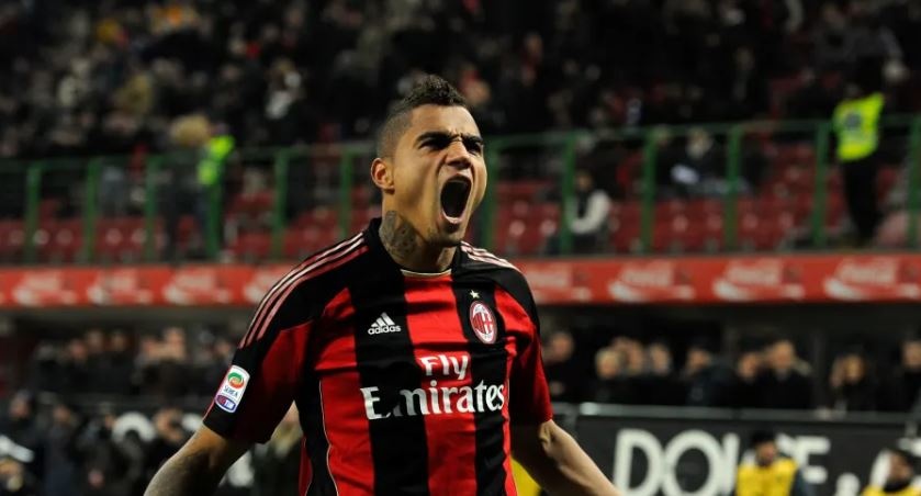 doi hinh Milan vo dich Serie A 2011 anh 9