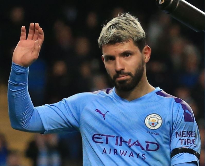 Aguero dau hang trong cuoc dua vo dich voi Liverpool hinh anh