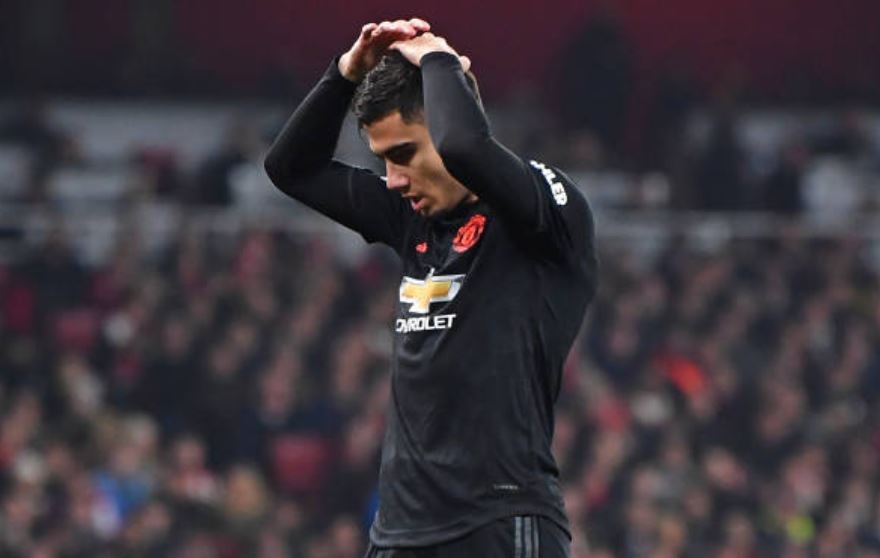 Arsenal thang Man Utd 2-0 tai Emirates hinh anh