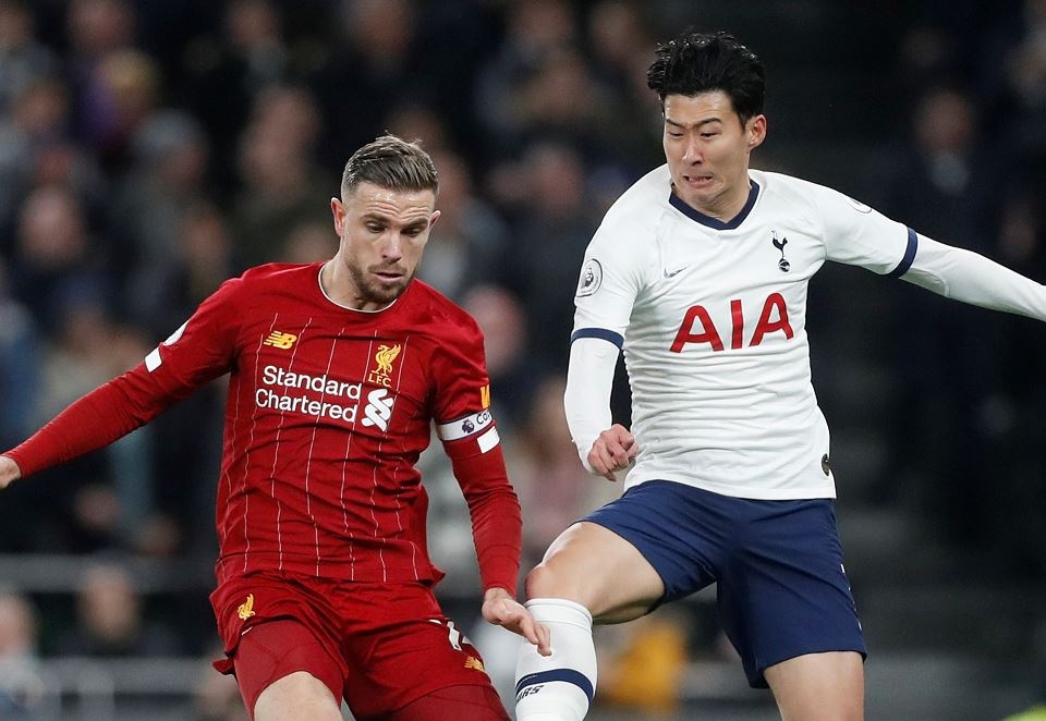 Danh bai Mourinho, Klopp co chuoi bat bai tuong duong 1 mua giai hinh anh