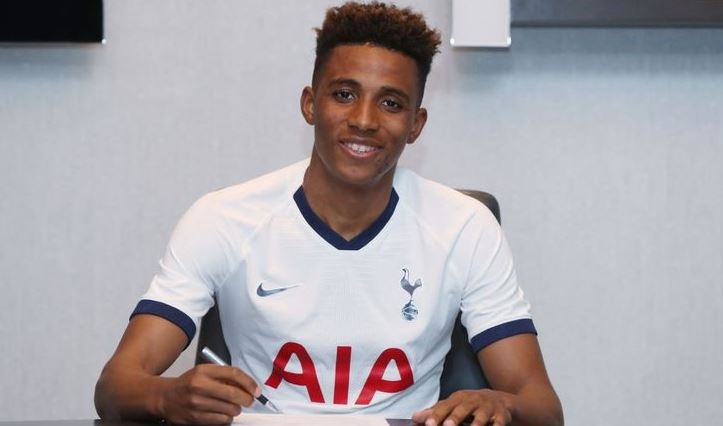 HLV Mourinho co tan binh dau tien trong phien cho dong hinh anh