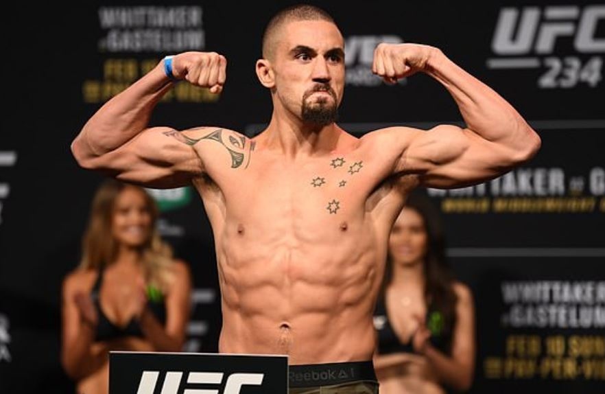 Cuu vo dich UFC bo tran dau de hien tuy cho con gai hinh anh