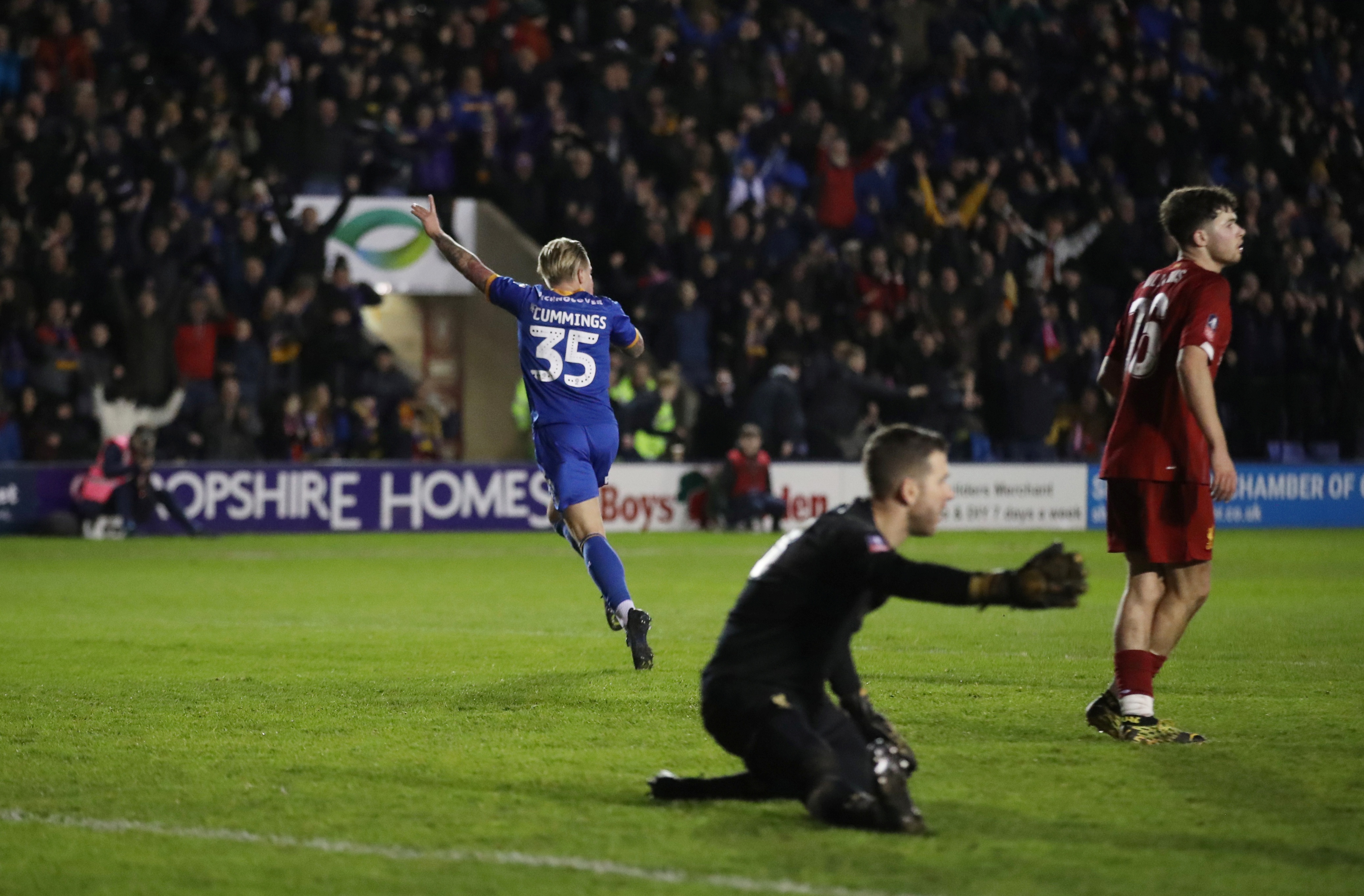 Liverpool hoa Shewsbury anh 7