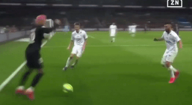 Neymar nhan the vang sau pha gap bong qua dau doi thu hinh anh