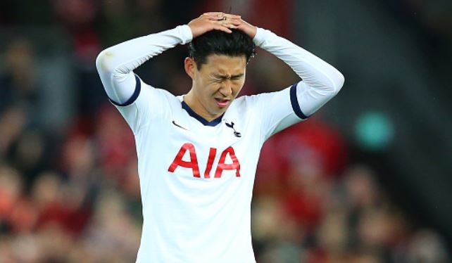 CDV bi phat tu vi xuc pham Son Heung-min hinh anh