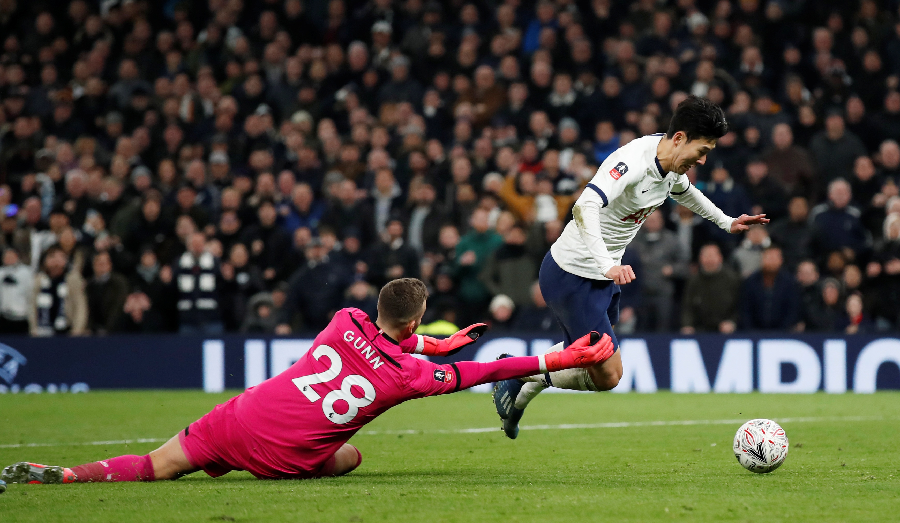 Tottenham dau Southampton anh 11