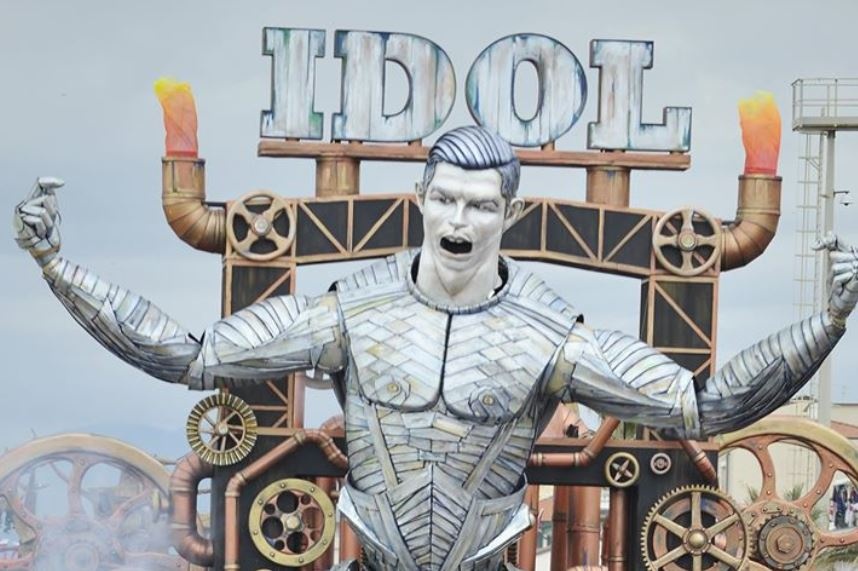 Tuong Ronaldo khong lo xuat hien o Italy hinh anh