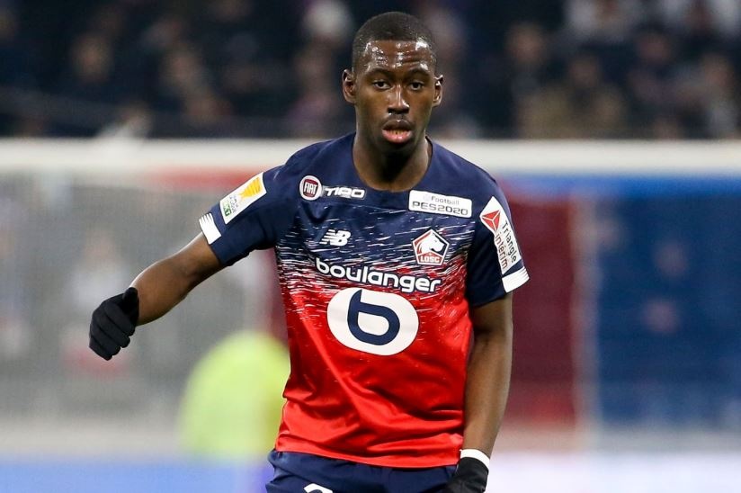 Arsenal thay mau doi hinh anh 7