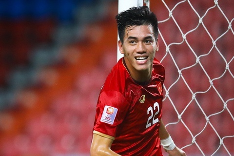 Trang chu FIFA ca ngoi Tien Linh co pham chat ngoi sao hinh anh